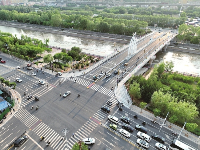 吕梁市区北川河文丰桥正式通车