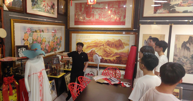 兴文逐梦 石子担当  当新时代青年遇上“晋剧文化”