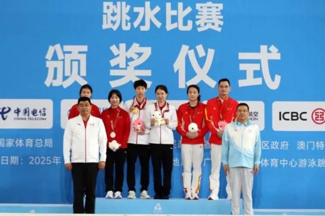 山西运动员李亚杰勇夺冠军