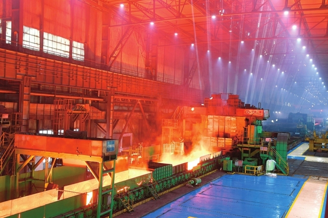 太钢成功量产千吨级28毫米超壁厚低合金高强钢 实现关键工艺新突破