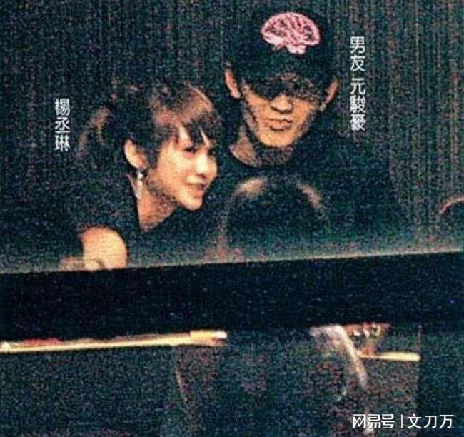 小天后陷父子包养丑闻 被曝床上功夫好下面很紧
