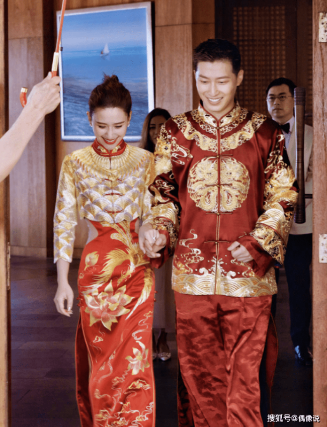 窦骁回应婚房8亿传闻，婚后首次为自己正名，何超莲婚戒被扒