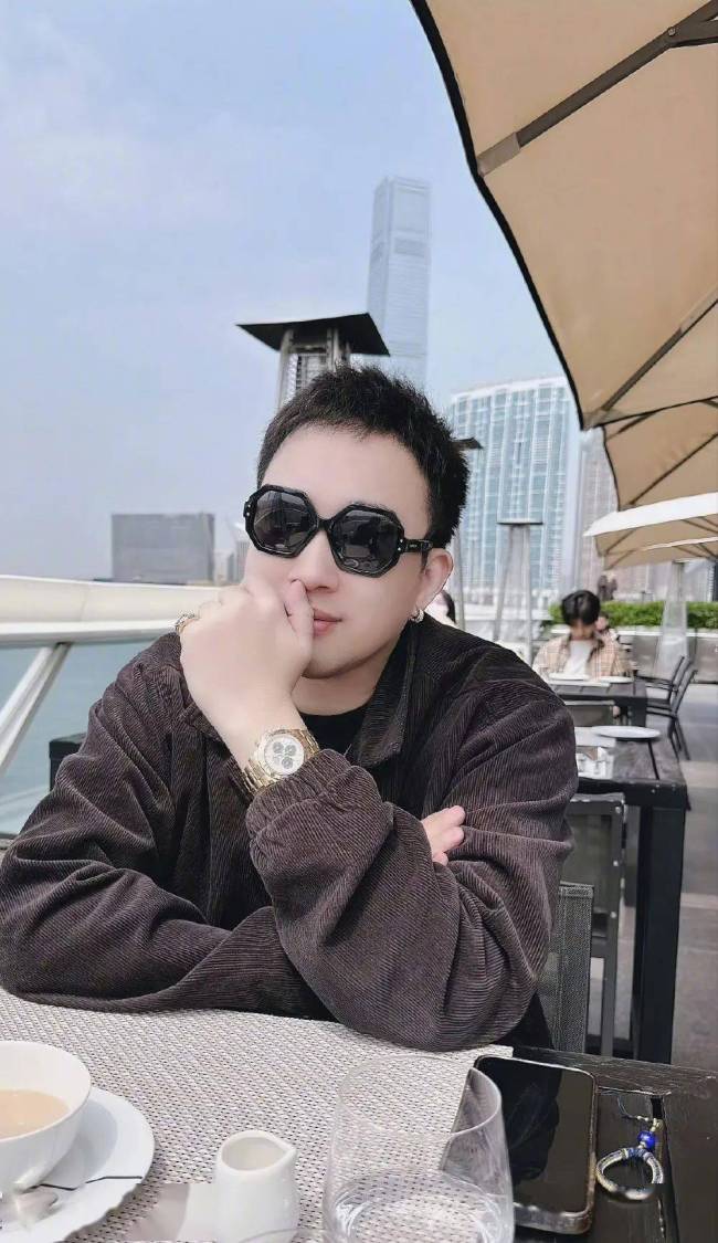 奚梦瑶继承亿万家产？窦骁吃软饭？于正用赵丽颖挡枪？田曦薇资源咖？尹正油王？