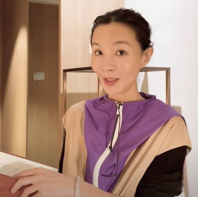 李思思缺席的一年，《回声嘹亮》换了4位主持人，她还有机会吗？