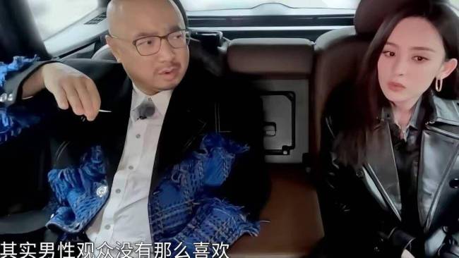 娜扎当众称体重，110斤猛超一众女明星，转头却打包了炸鸡回房间