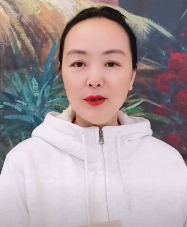 李思思缺席的一年，《回声嘹亮》换了4位主持人，她还有机会吗？