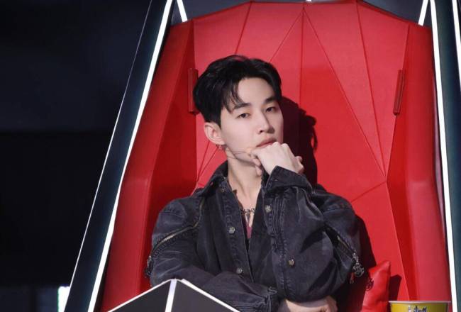 好声音刘宪华靠精准点评抢人很顺利但一大短板恐会让他输惨