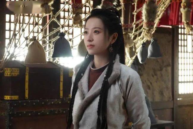 周雨彤没有一次出圈是偶然