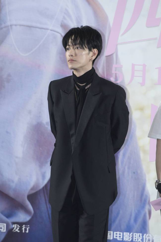佐藤健想为长泽雅美带回北京美食 被观众推荐豆汁