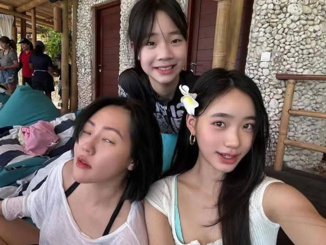 看到小S大女儿的新照片，有点明白大S为什么活得不如妹妹了