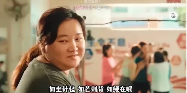 贾玲再次导演影后双提百花奖后，我才意识到：中国电影行业要完了