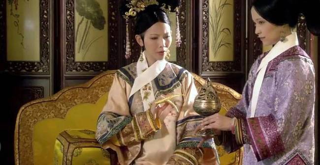 甄嬛综艺贡献名场面？皇后蔡少芬认不出宫女，为宝鹃洗脱卧底嫌疑