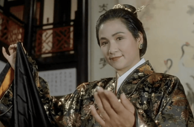 传郑佩佩去世，曹可凡发文刘涛沉默，武侠影后作品多，配角也出彩
