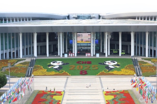 繁花锦簇迎盛会:国家会展中心靓装已定