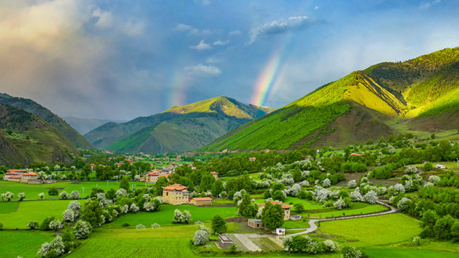 甲根坝的幸福生活