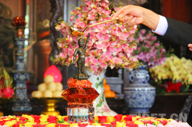 走进广济寺共观佛诞节法会