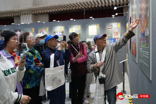 《高原中华龙》主题展览于京举办 