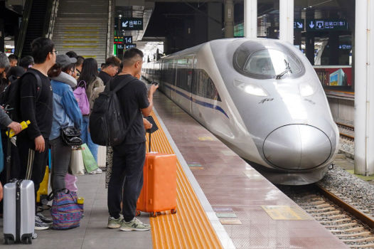 五一假期的重庆有多火爆 铁路发送量创历史新高
