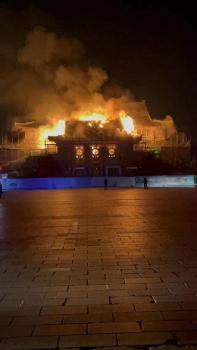 官方通报河南大学大礼堂起火 百年历史建筑受损