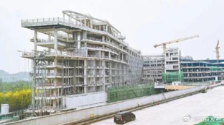 北京最大的奥莱建在环球影城旁，计划年内完工