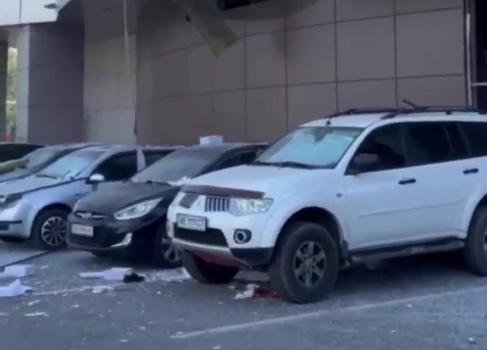 乌克兰第聂伯罗市遭袭 已致3死18伤：购物中心与民居受损严重