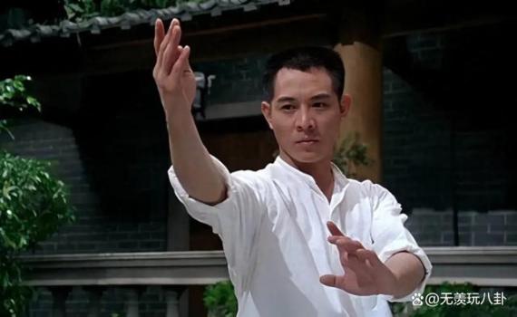 李小龙vs李连杰，谁的功夫更能打 实战高手如何定义？
