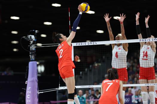 中国三大球项目本届奥运全部被淘汰 女篮女排无缘晋级