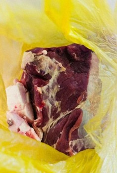 商家“挂牛尾卖猪肉”被罚16万 虚假宣传误导消费者