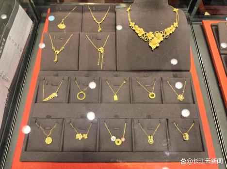 追低入手黄金的时机到了吗 金价波动引发热议