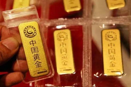 有人貸款炒黃金1天虧6年工資 金價“過山車”引發(fā)投資悲劇