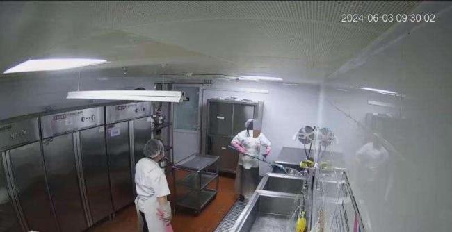 幼兒園廚工違規(guī)操作被辭退 法院支持“零容忍”制度