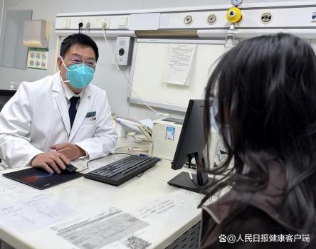 新冠連續(xù)3周居門診流感樣病例首位 增速緩慢需謹慎對待