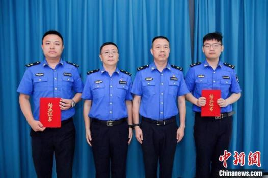 成都首批城管“飛行員”即將上崗 科技賦能智慧執(zhí)法