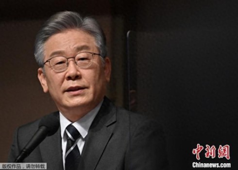 李在明稱若當(dāng)選總統(tǒng)會(huì)嚴(yán)懲內(nèi)亂勢(shì)力 經(jīng)濟(jì)民生優(yōu)先