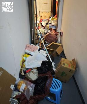 老人住3600萬豪宅拾荒 鄰居被逼賣房 鄰居忍無可忍