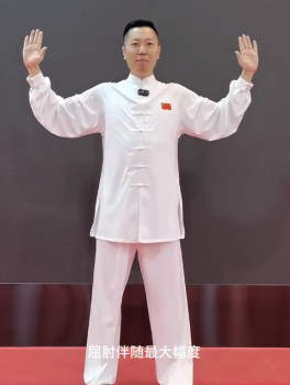 轉(zhuǎn)需！1個(gè)動(dòng)作幫你改善含胸駝背
