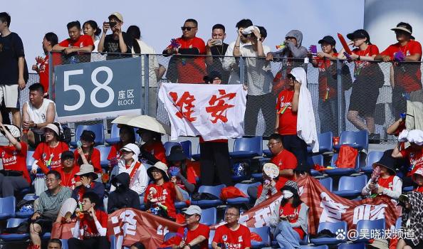 “苏超经济”的四个角色：政府主导、国企支持、民企跟进、市民参与