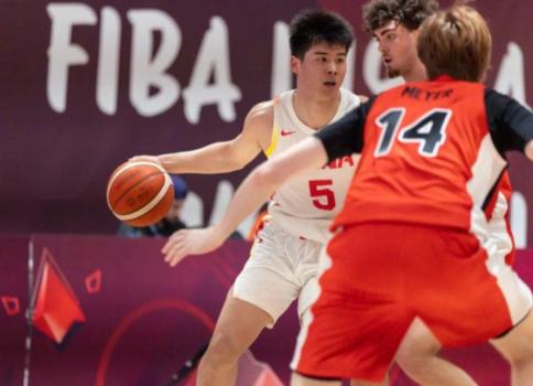 中國(guó)U19男籃66-90不敵德國(guó)遭連敗 小組賽墊底形勢(shì)嚴(yán)峻