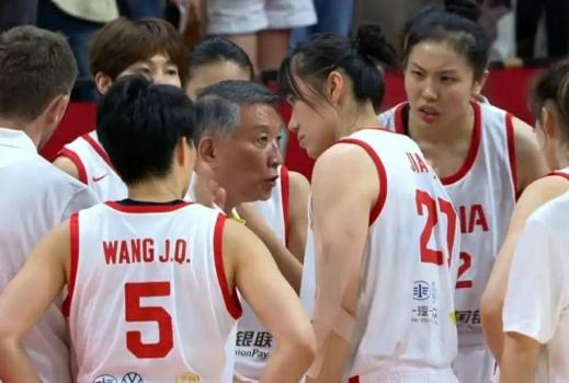 張子宇缺陣 中國女籃不敵澳大利亞 內(nèi)線劣勢明顯