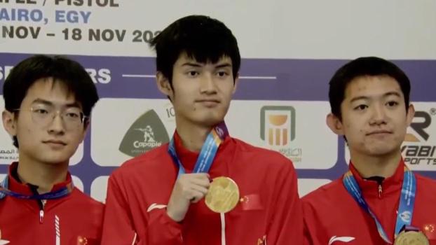 步手枪射击世锦赛：中国队首日夺三金 创两项世界纪录