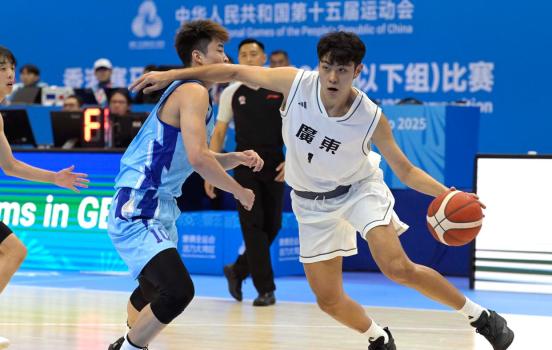 全运会男篮U22组广东队胜江西队 大比分领先