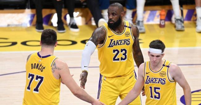 至少10名湖人员工被要求交手机 配合赌球调查