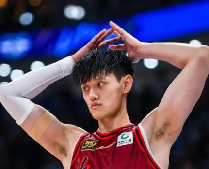 曾凡博尚未與首鋼明確溝通個(gè)人計(jì)劃 沖冠之路添變數(shù)