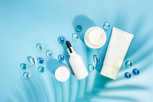 日本多行业经济损失或突破2万亿日元 政治风波重创经济