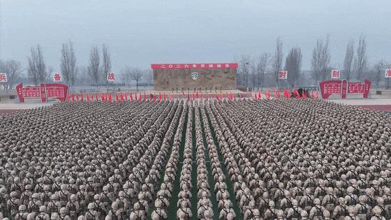 全军2026年度军事训练拉开大幕 聚焦实战锤炼精兵