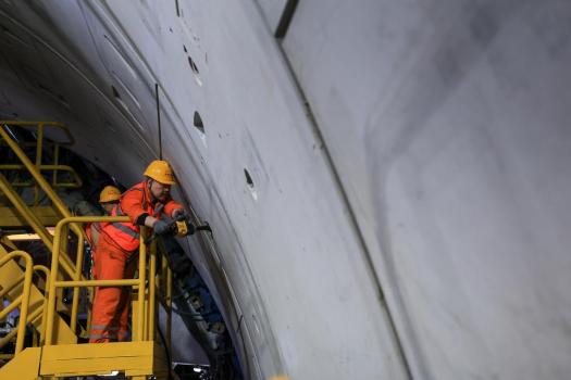 深江1号盾构机掘进破4000米 海底高铁建设提速