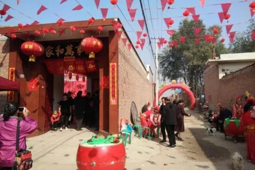 女子与表哥骗婚杀人潜逃29年落网 悲剧爱情的代价