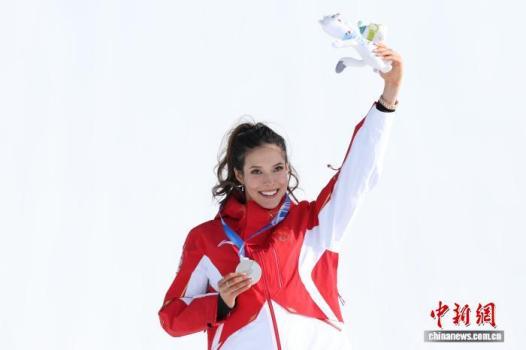 谷爱凌冬奥银牌 中国首枚银牌诞生