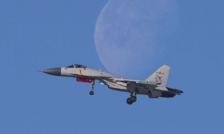 海军舰载航空兵新年第一训 多图直击海军舰载航空兵训练场