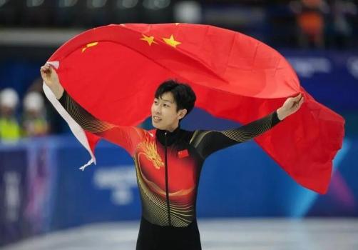 副团长回应中国队首金期待 轻装上阵争佳绩